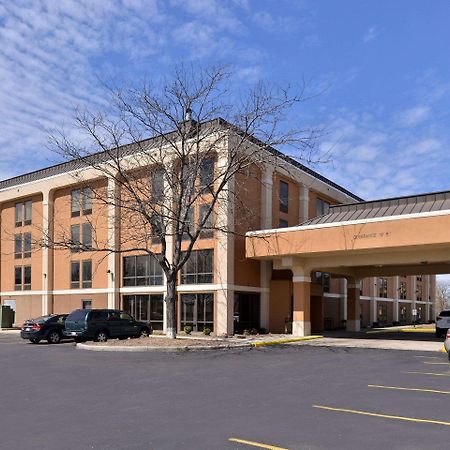 Quality Inn & Suites Matteson Near I-57 Экстерьер фото