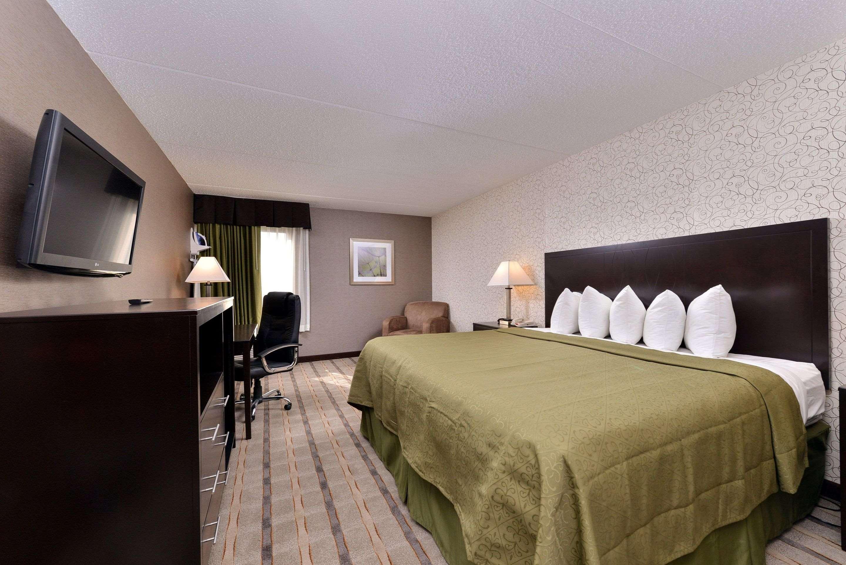 Quality Inn & Suites Matteson Near I-57 Экстерьер фото