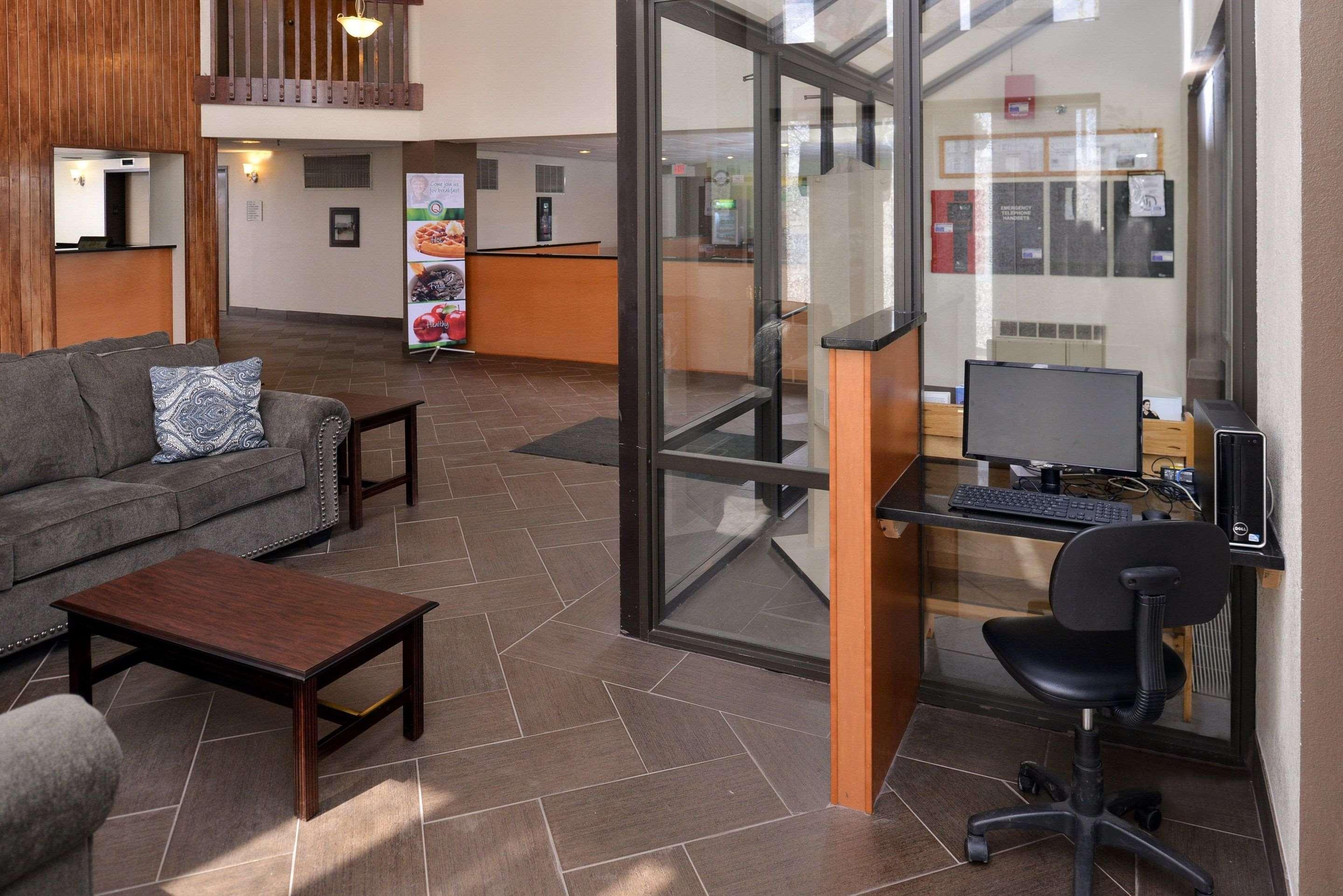 Quality Inn & Suites Matteson Near I-57 Экстерьер фото